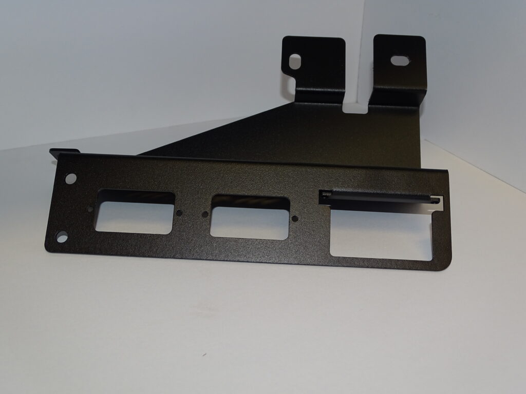 trailer Plug Bracket 12/7 Flat Plug and 2 Anderson Plugs