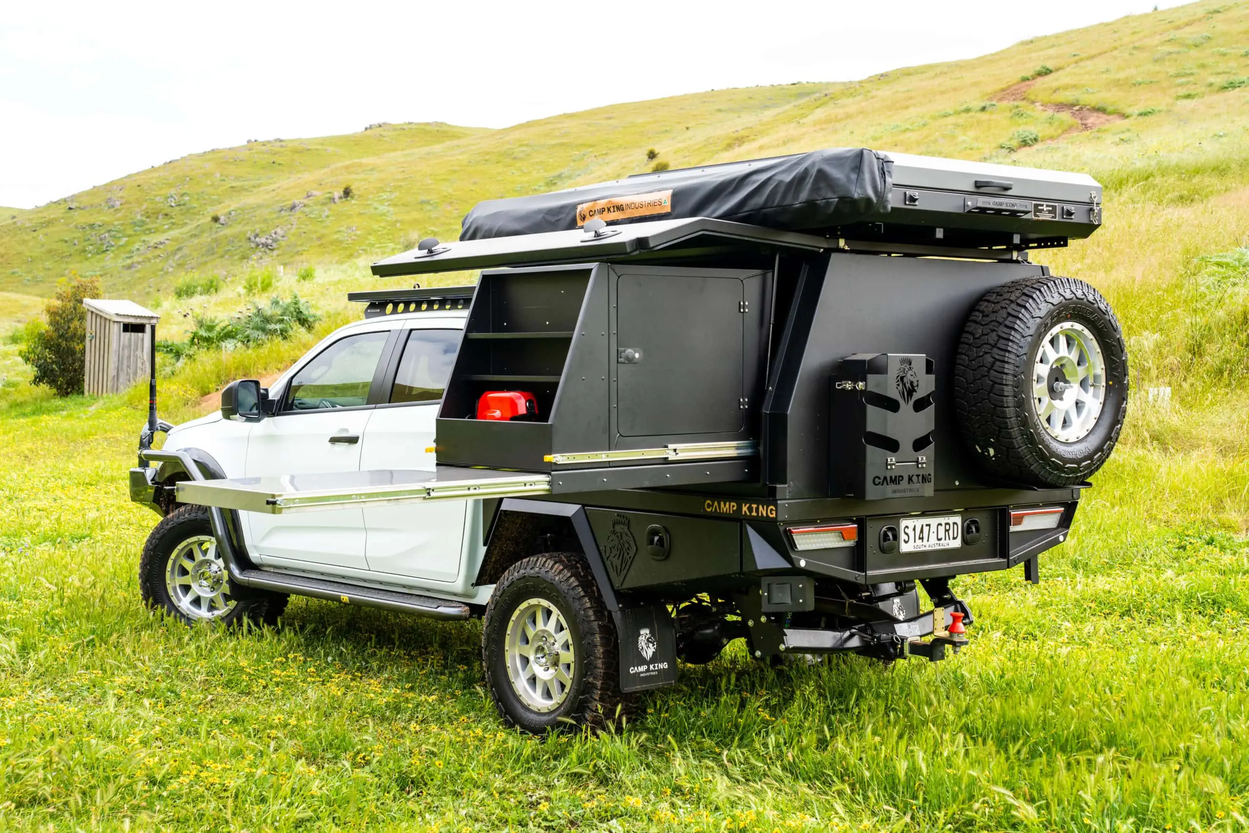 Ute clearance tray camping