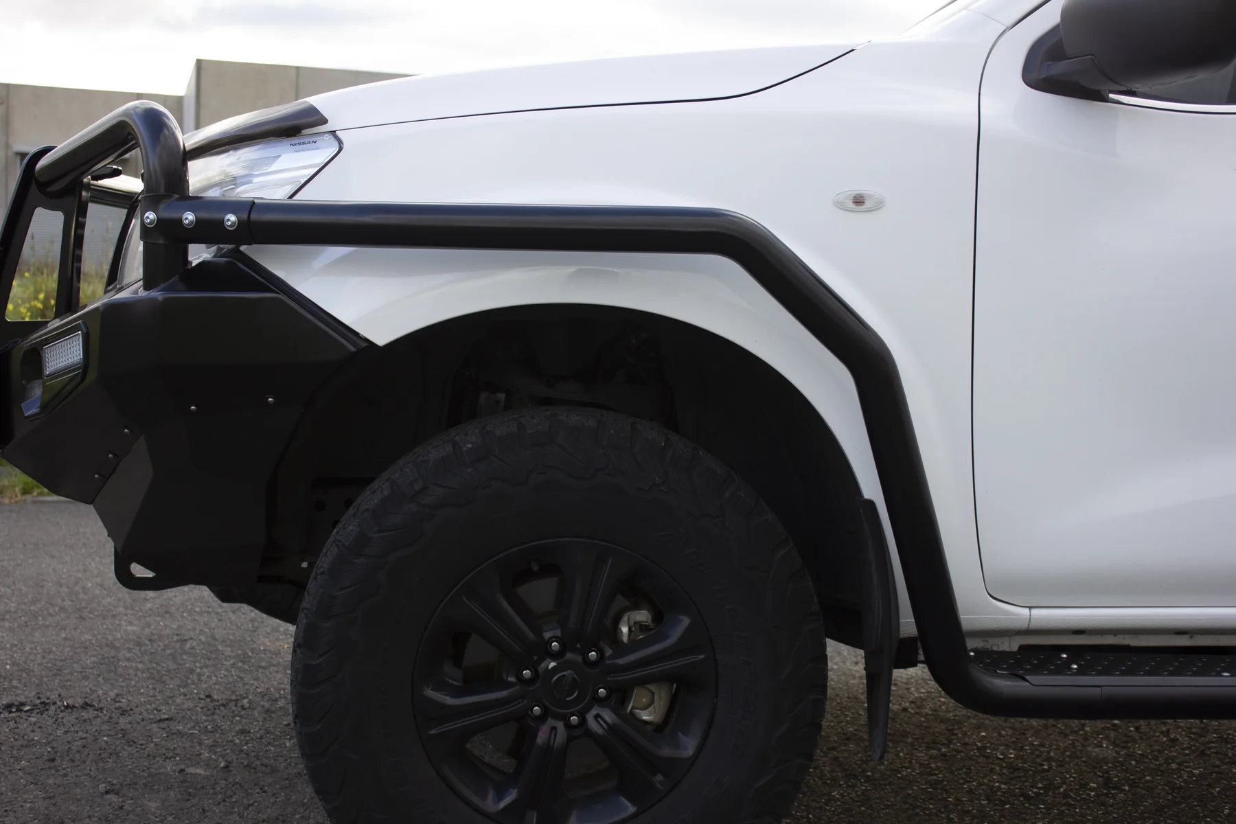 Side Rails - Nissan Navara NP300 - Jungle 4x4 | M4C