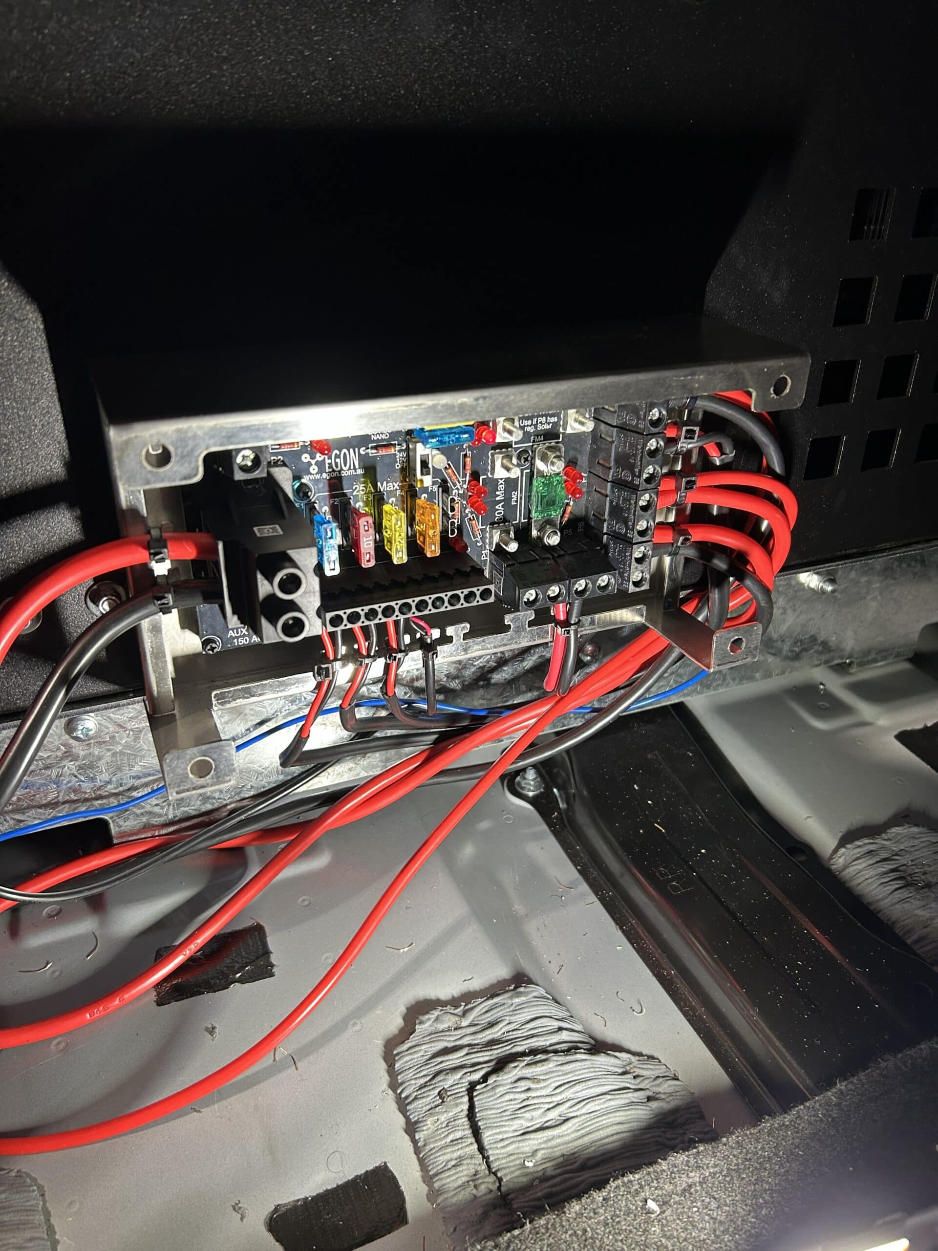 M4C.AU | DC-HUB NANO | POWER DISTRIBUTION HUB | M4C M4C.AU | DC-HUB NANO | POWER DISTRIBUTION HUB - Image 2